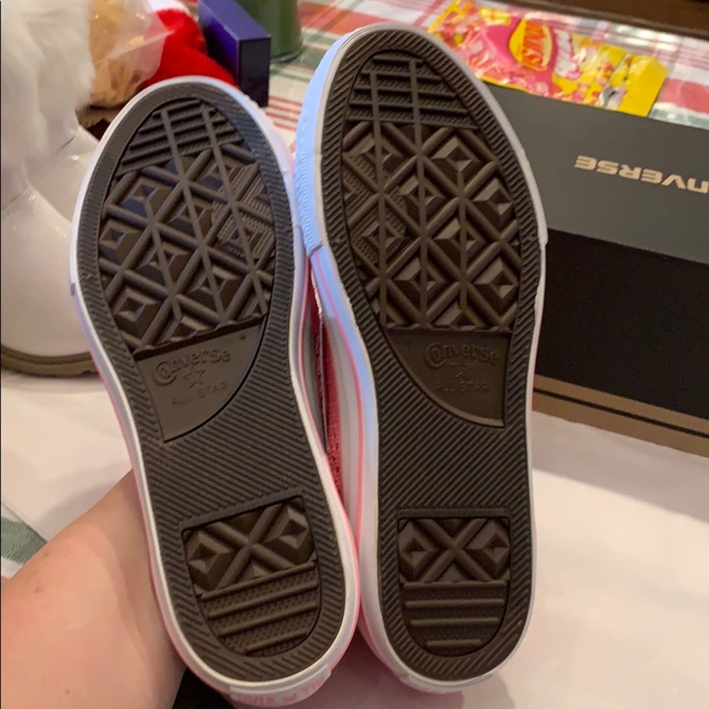 Converse - Picture 4 of 7